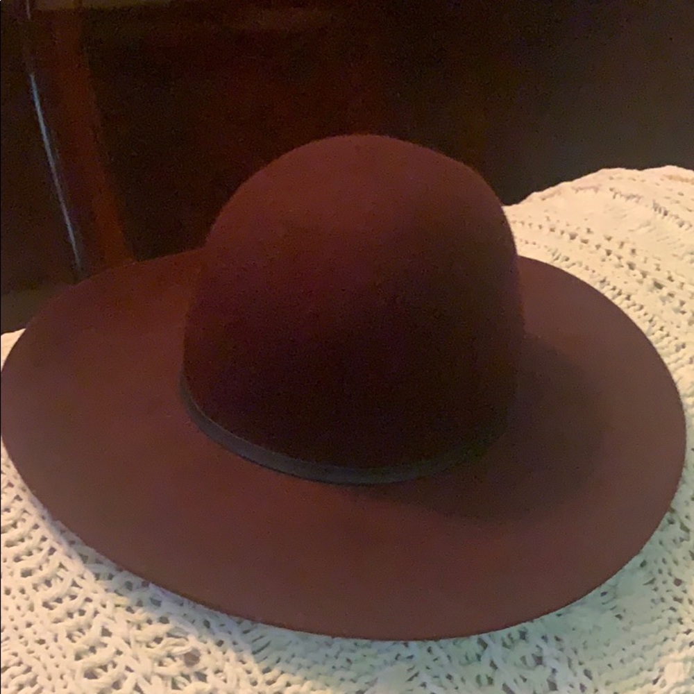 Burgundy wool hat